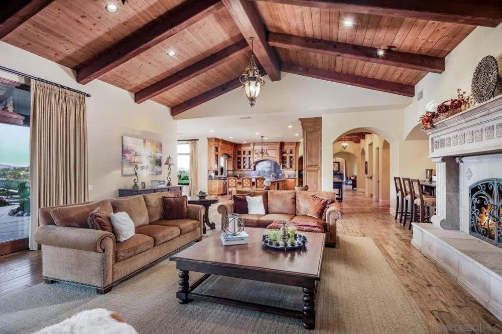 14155 Bryce Point Poway, CA 92064