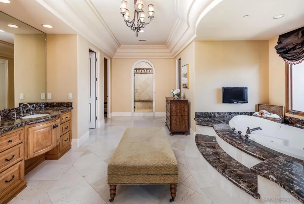 14155 Bryce Point Poway, CA 92064