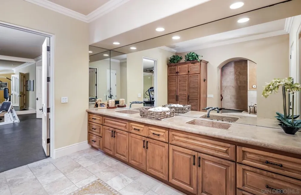 14155 Bryce Point Poway, CA 92064