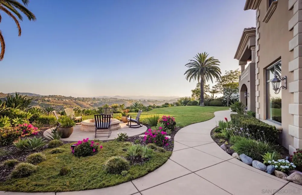 14155 Bryce Point Poway, CA 92064
