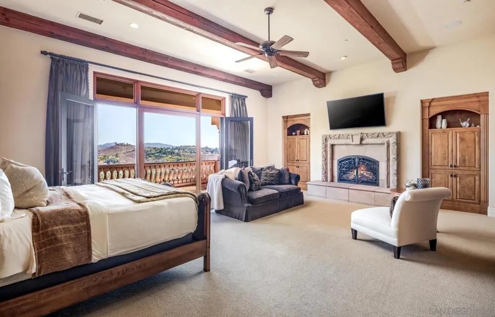 14155 Bryce Point Poway, CA 92064