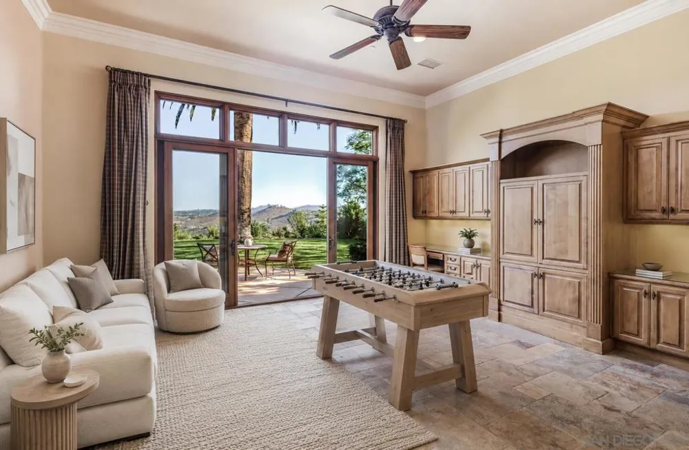 14155 Bryce Point Poway, CA 92064