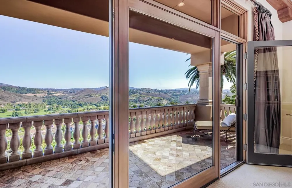 14155 Bryce Point Poway, CA 92064