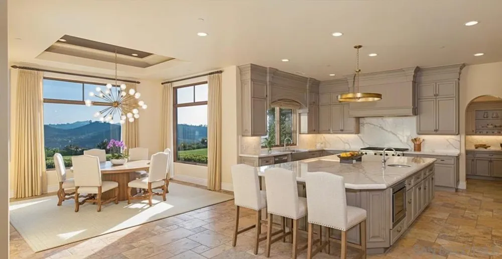 14155 Bryce Point Poway, CA 92064
