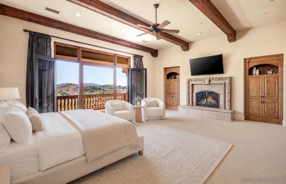 14155 Bryce Point Poway, CA 92064