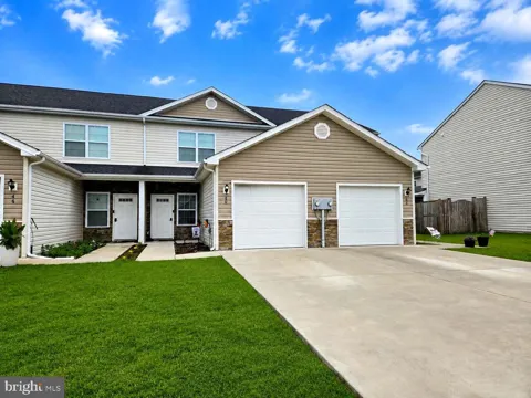 40 BEAULAH COURT