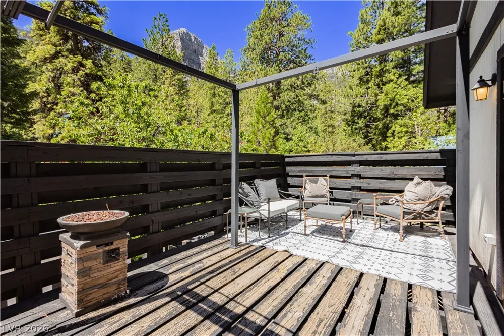 4607 Yellow Pine Mount Charleston, NV 89124