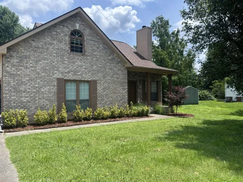 106 Elkmont Pl