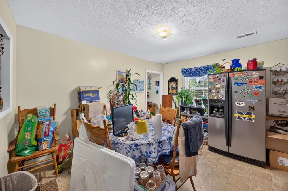 11279 Nashville Hwy Baxter, TN 38544