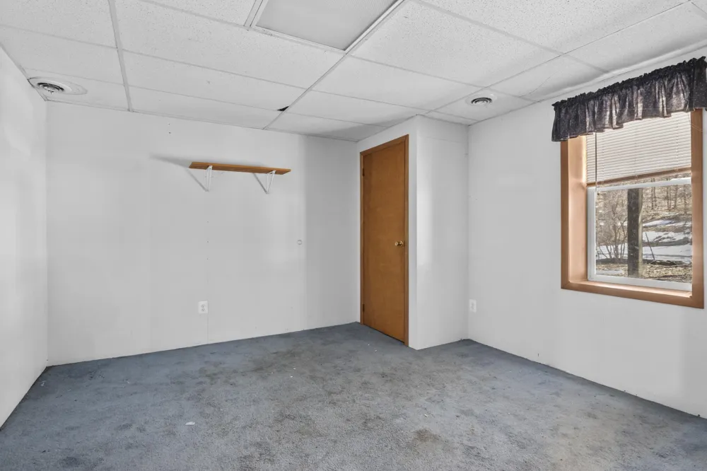 11153 Center Road Peninsula Township, MI 49686