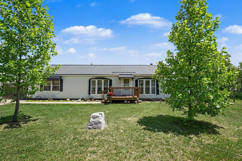 9145 Lydell Road Surrey Township, MI 48622