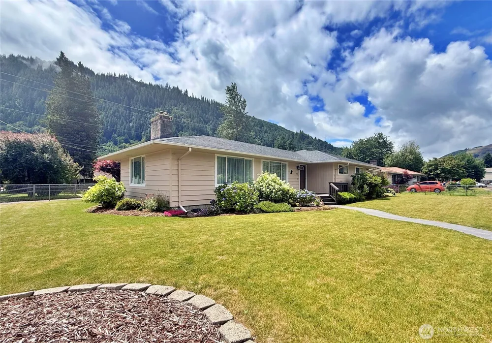 301 Temple Avenue Morton, WA 98356