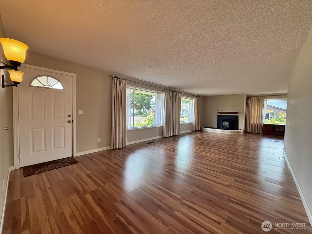 301 Temple Avenue Morton, WA 98356