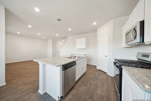 15638 Clove Spice Way Von Ormy, TX 78073