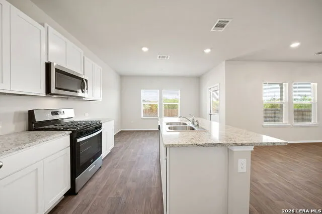 15638 Clove Spice Way Von Ormy, TX 78073