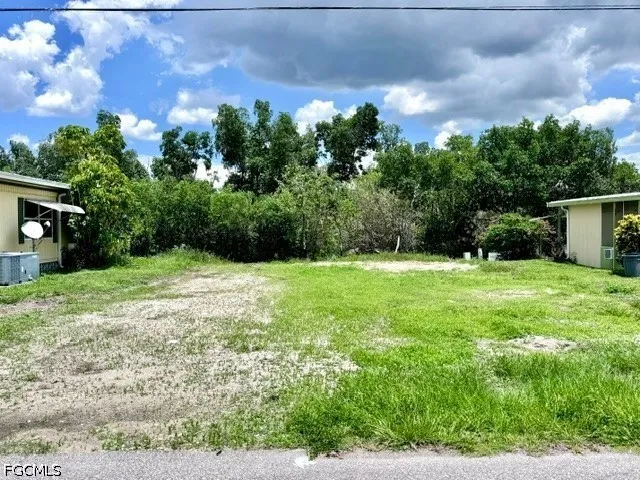 Paul Revere Loop North Fort Myers, FL 33917