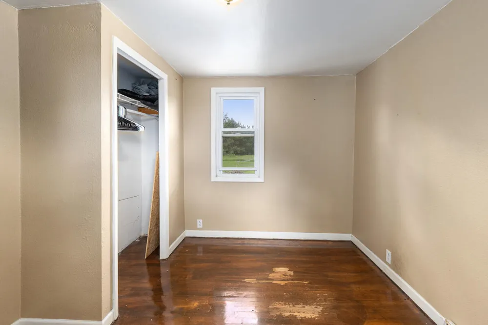 8938 Gibson Avenue Lake, MI 48632
