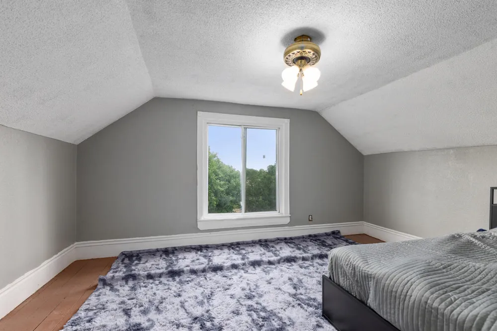 8938 Gibson Avenue Lake, MI 48632