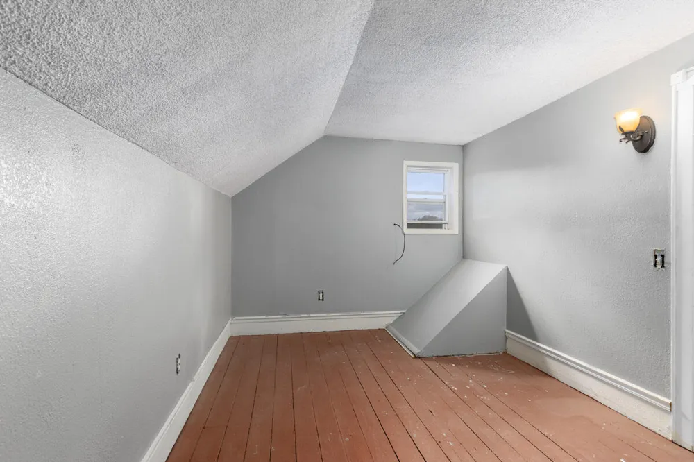 8938 Gibson Avenue Lake, MI 48632