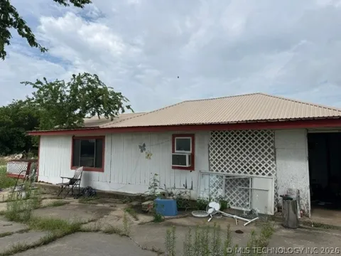 4757 Dundee