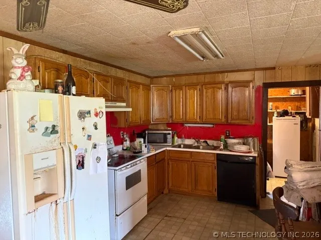 4757 Dundee Healdton, OK 73438