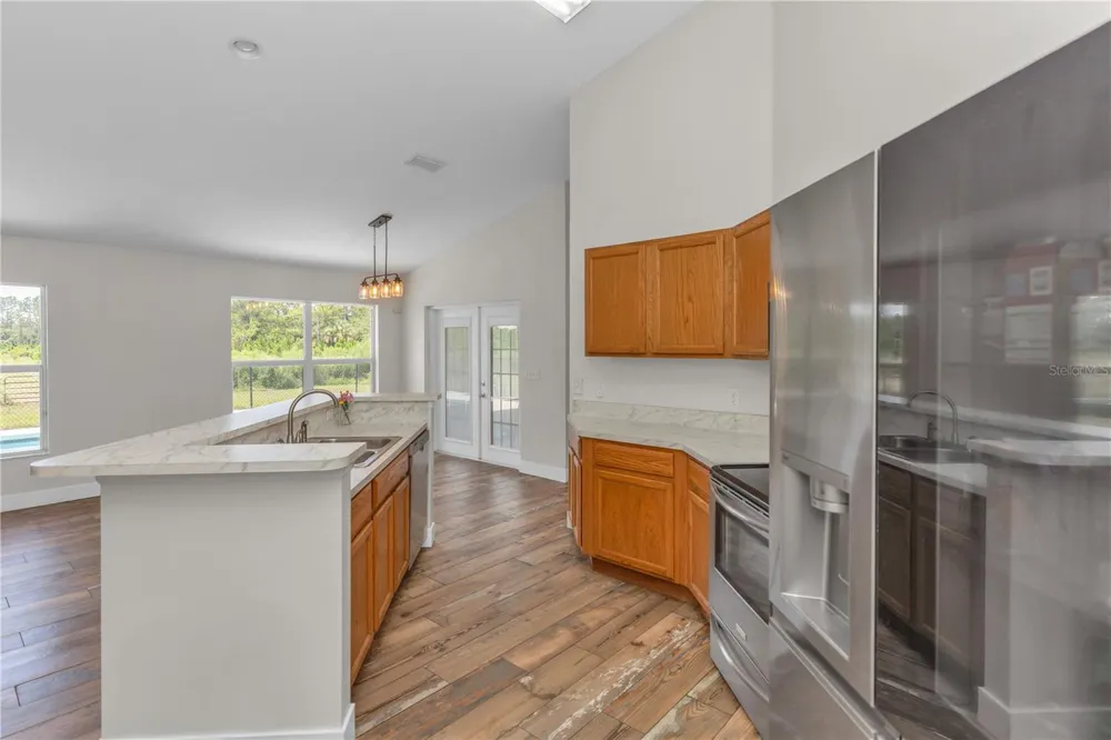 1005 WHISPRING CREEK WAY Osteen, FL 32764