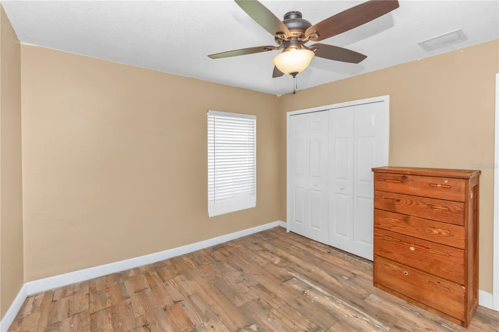 1005 WHISPRING CREEK WAY Osteen, FL 32764