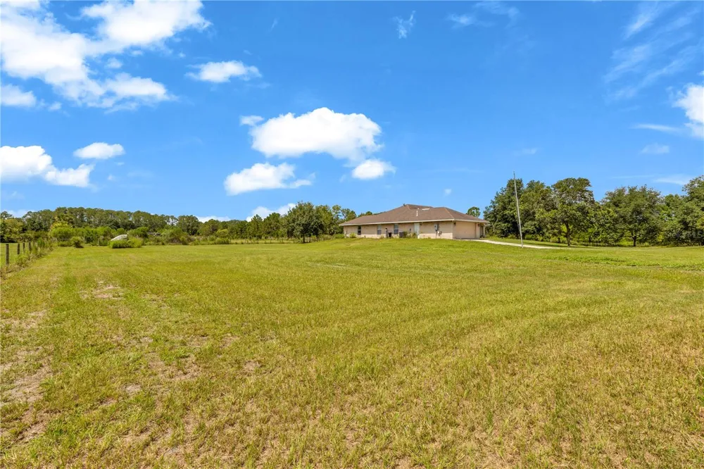 1005 WHISPRING CREEK WAY Osteen, FL 32764