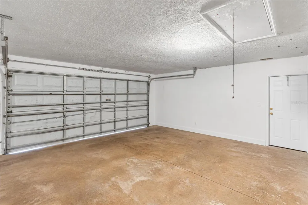 1005 WHISPRING CREEK WAY Osteen, FL 32764
