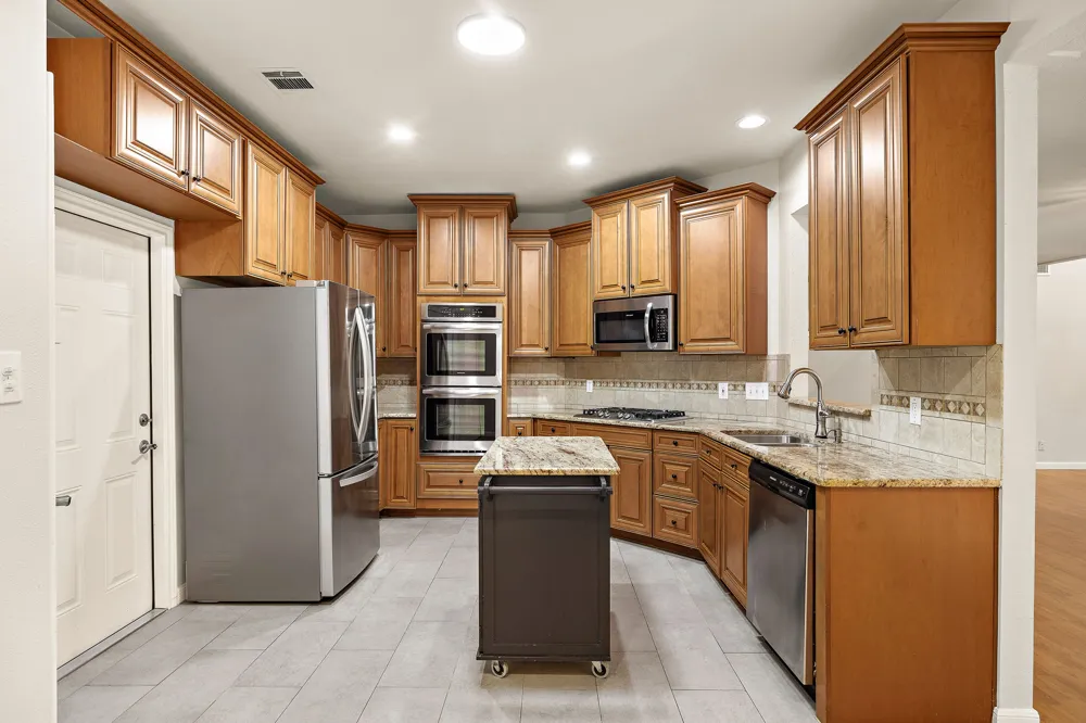 800 Timber Trail Cedar Park, TX 78613