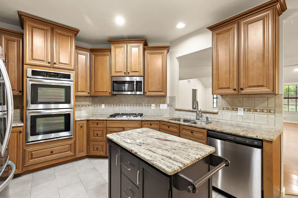800 Timber Trail Cedar Park, TX 78613