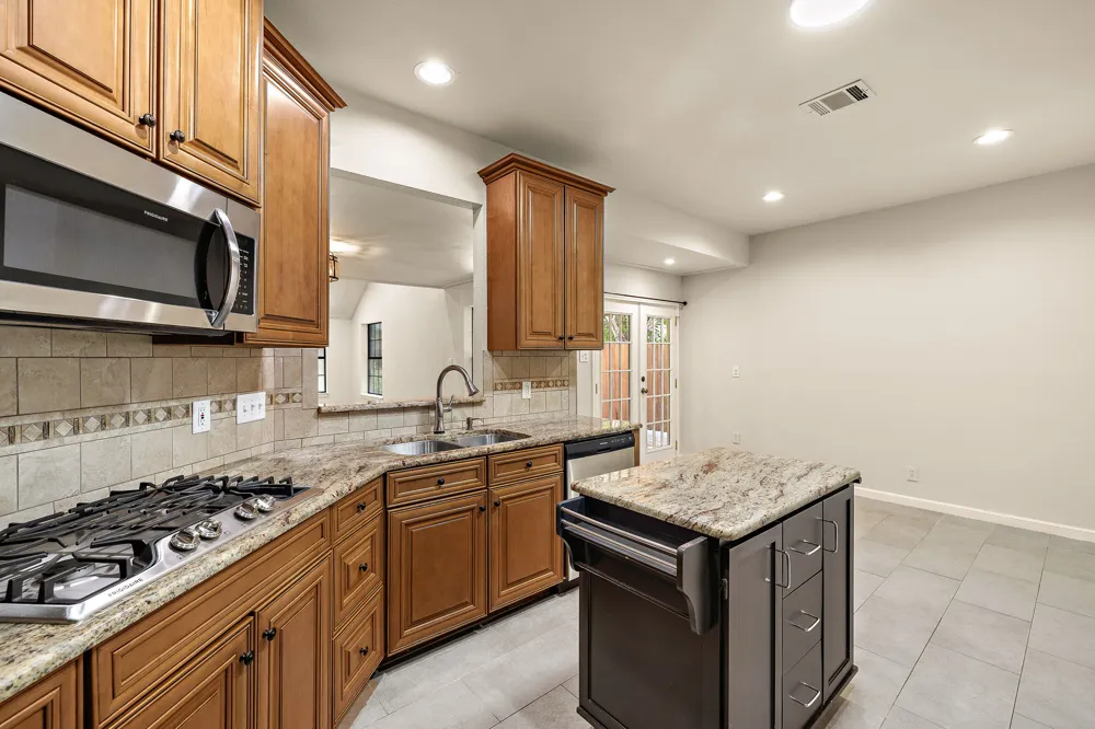 800 Timber Trail Cedar Park, TX 78613