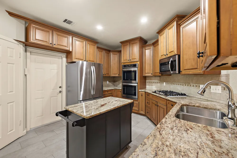 800 Timber Trail Cedar Park, TX 78613