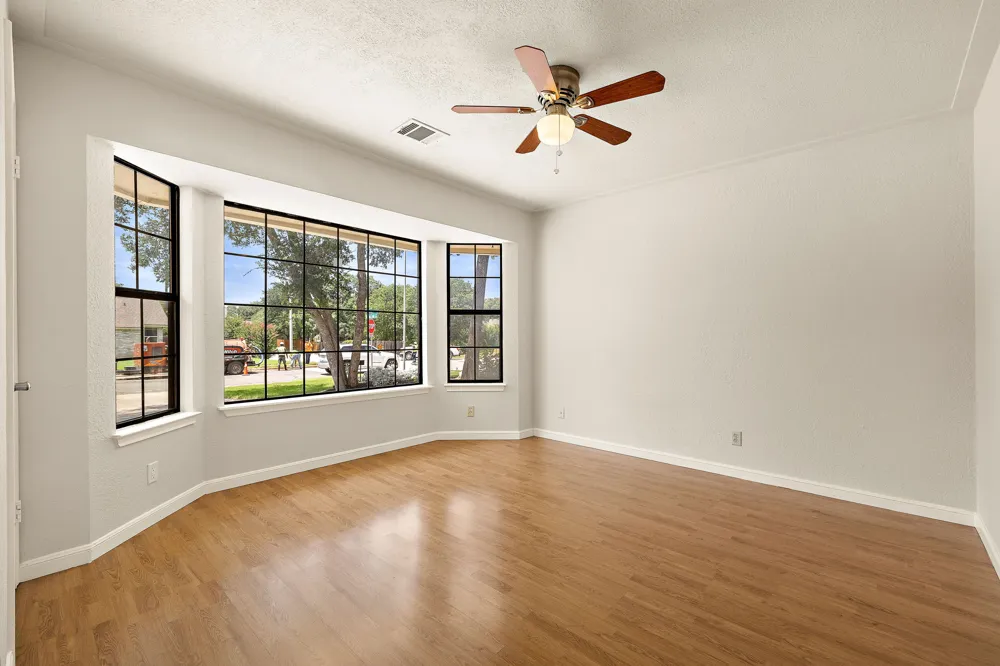 800 Timber Trail Cedar Park, TX 78613