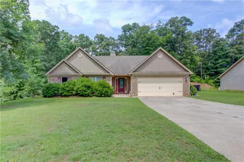 154 Rolling Oaks Lane