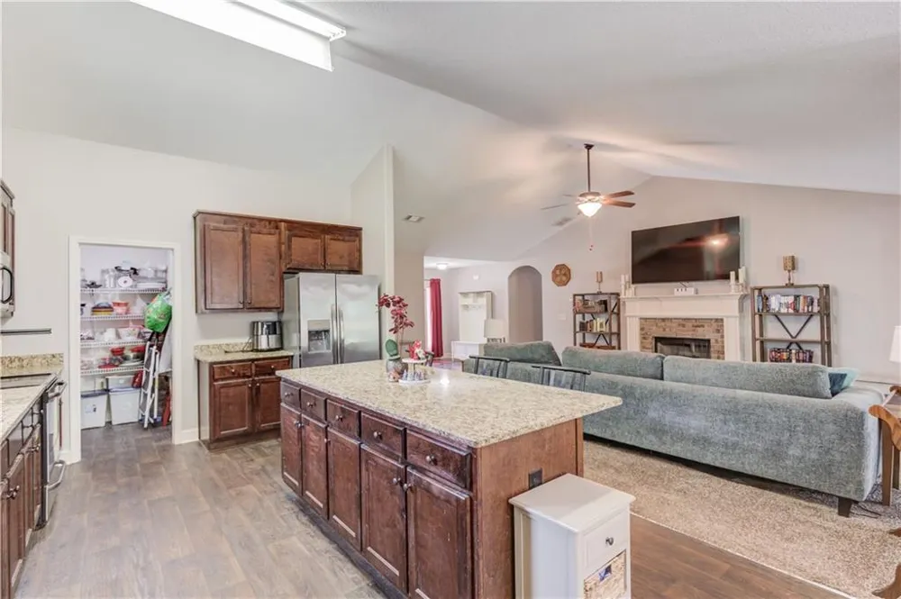154 Rolling Oaks Lane Colbert, GA 30628
