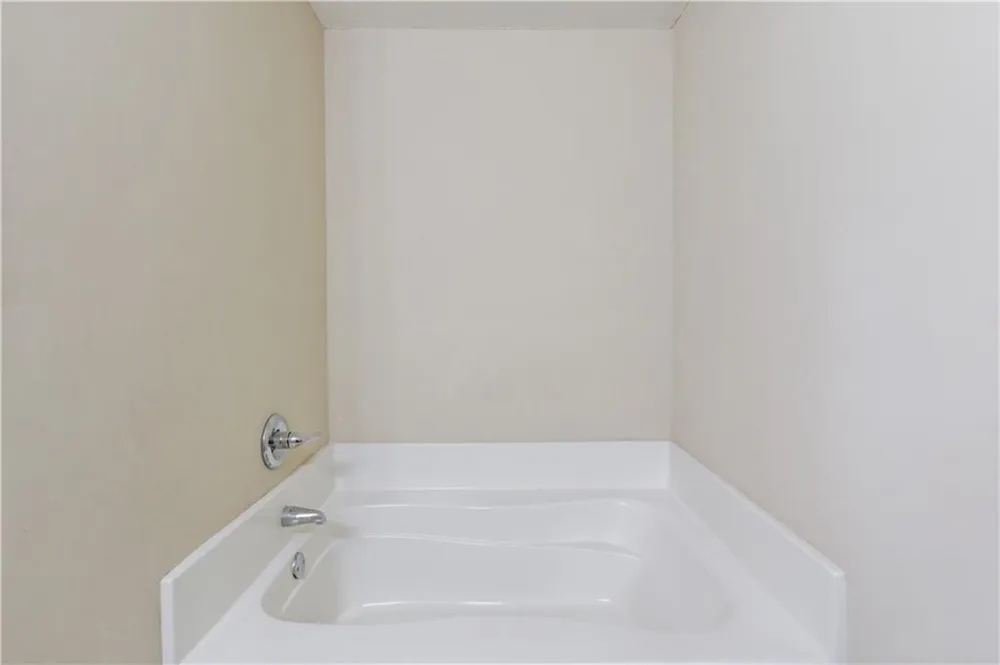 154 Rolling Oaks Lane Colbert, GA 30628