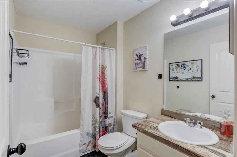 154 Rolling Oaks Lane Colbert, GA 30628