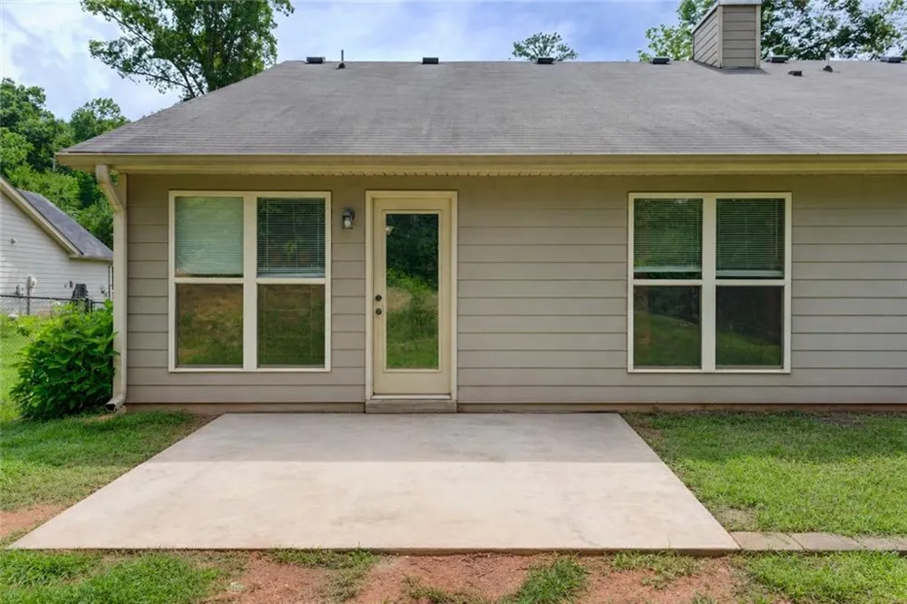 154 Rolling Oaks Lane Colbert, GA 30628