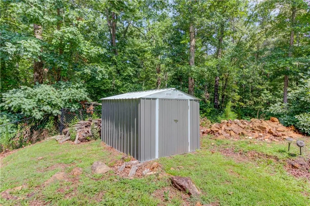 154 Rolling Oaks Lane Colbert, GA 30628