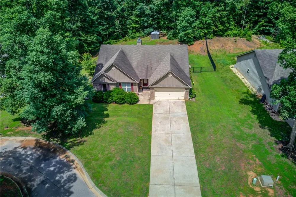 154 Rolling Oaks Lane Colbert, GA 30628