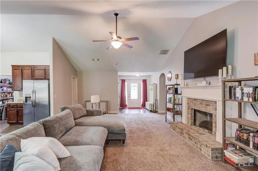 154 Rolling Oaks Lane Colbert, GA 30628
