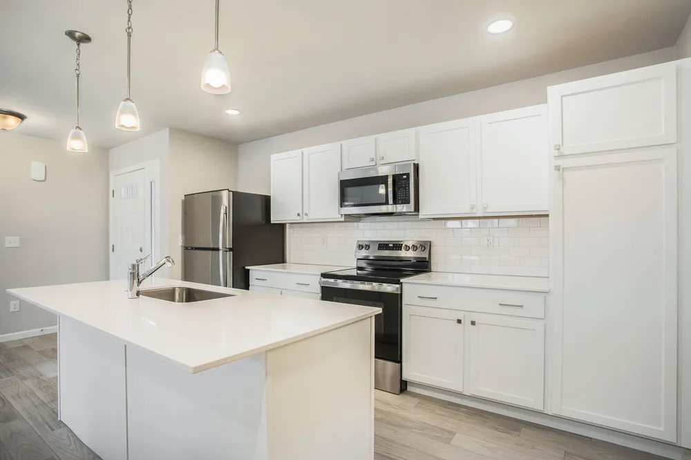 497 Mckinley Court Three Rivers, MI 49093