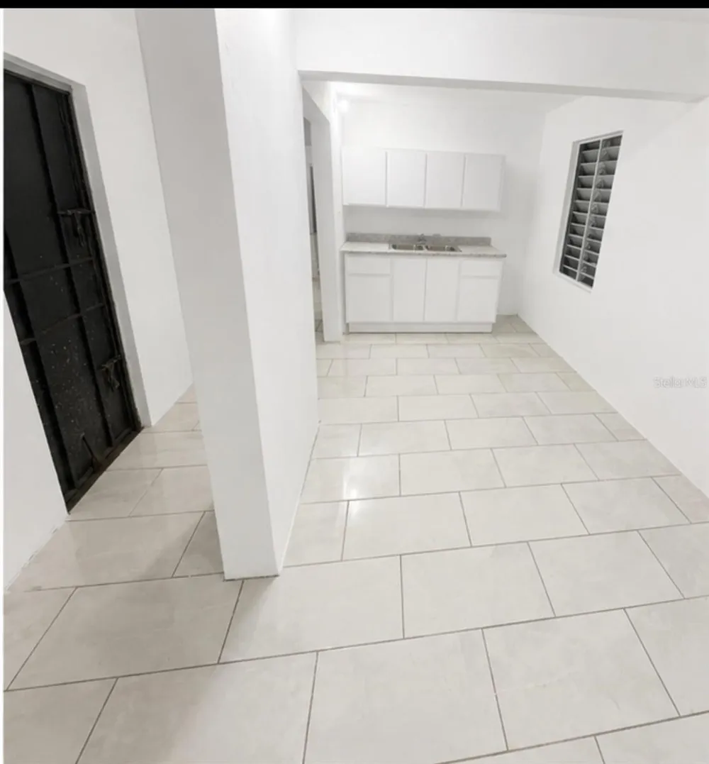 122 BADE PEREZ ST. Guayama, PR 00784