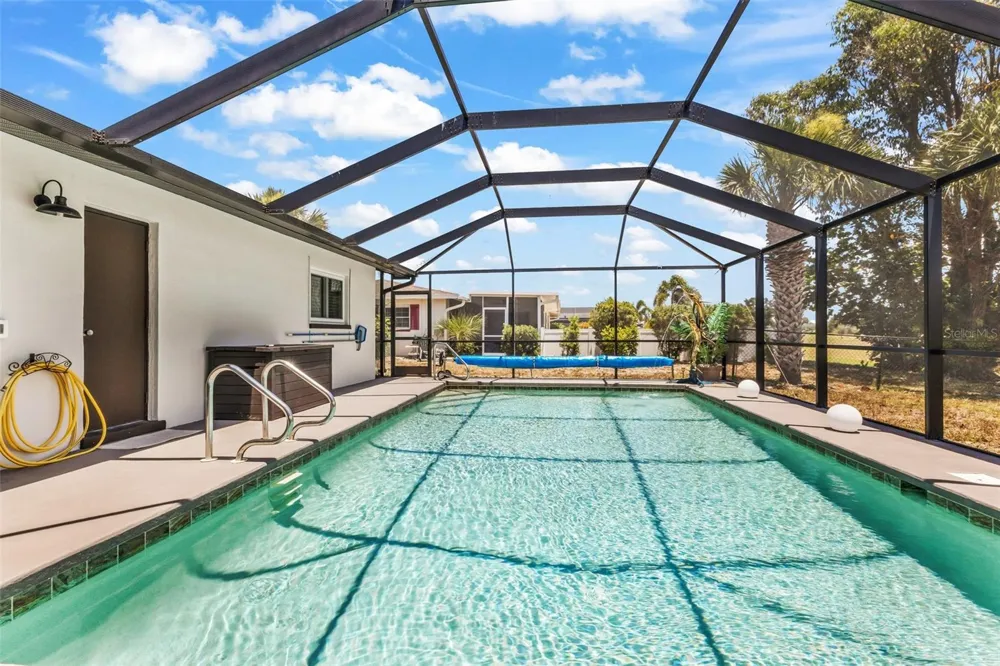 82 ROTONDA CIRCLE Rotonda West, FL 33947
