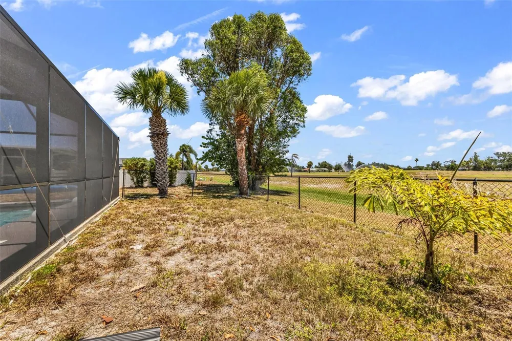 82 ROTONDA CIRCLE Rotonda West, FL 33947
