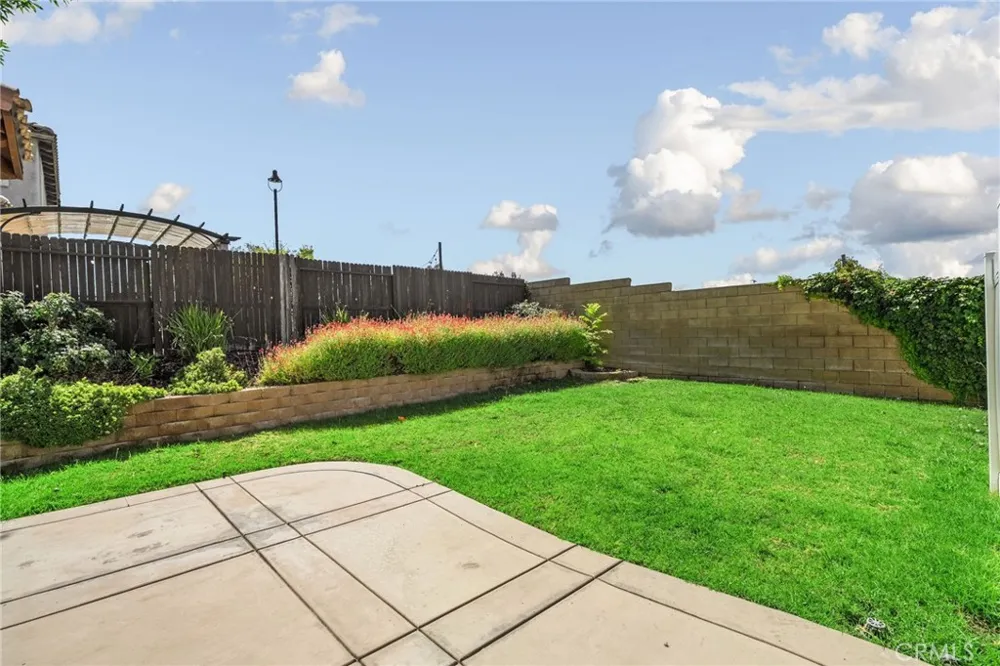 34041 Lily Road Yucaipa, CA 92399
