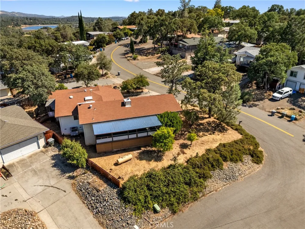 158 Apache Circle Oroville, CA 95966