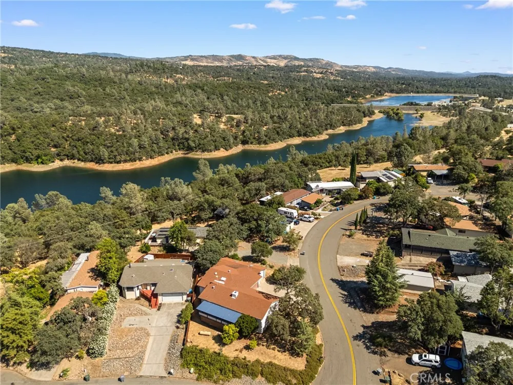 158 Apache Circle Oroville, CA 95966