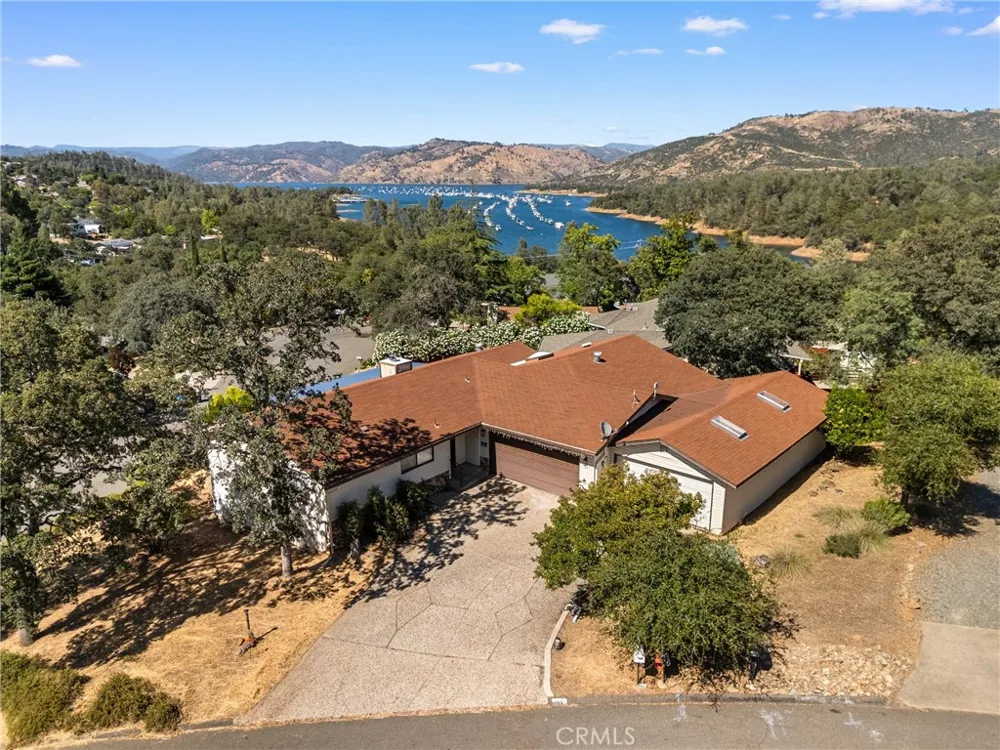 158 Apache Circle Oroville, CA 95966
